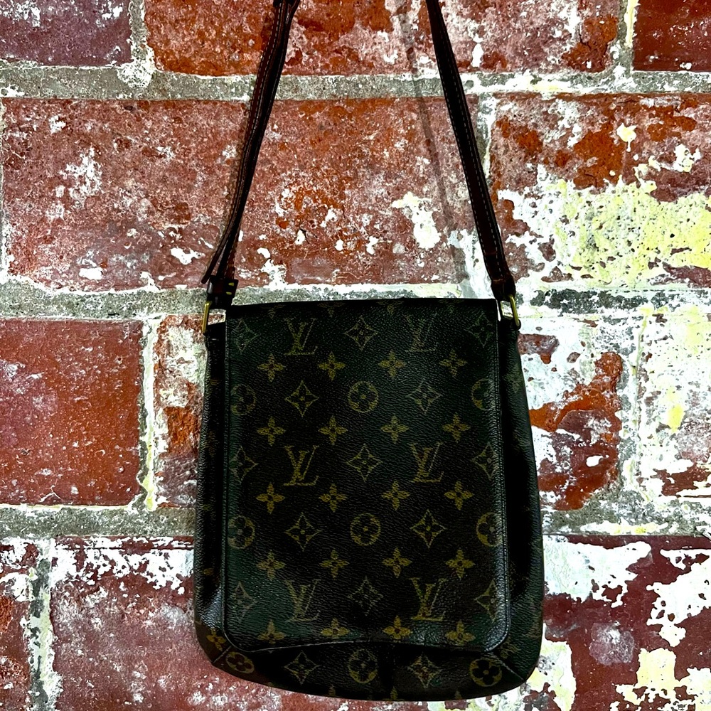 Louis Vuitton Salsa Musette